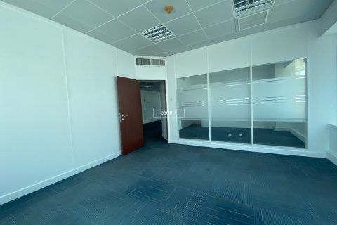 Снять в аренду офис в Sheikh Zayed Road, Дубай: 186.1м², № 55489 - фото 4