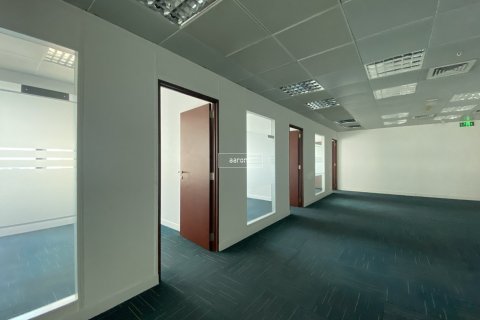 Снять в аренду офис в Sheikh Zayed Road, Дубай: 186.1м², № 55489 - фото 10