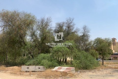 Land in Mirdif, Dubai 1338 sq.m. № 4309 - photo 12