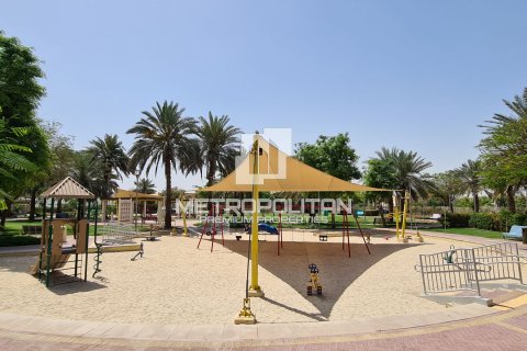 Land in Mirdif, Dubai 1338 sq.m. № 4309 - photo 4