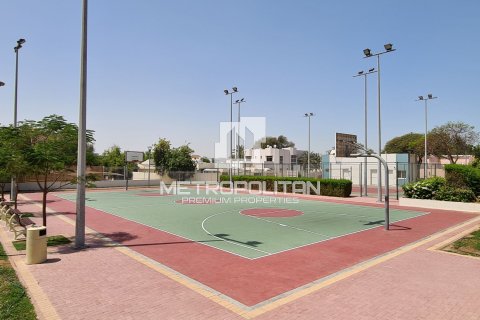 Land in Mirdif, Dubai 1338 sq.m. № 4309 - photo 5