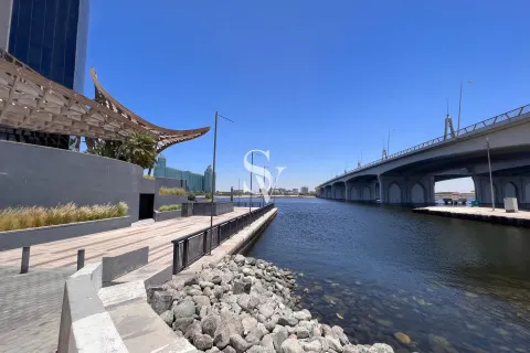 Apartamento en Binghatti Moonlight en Al Jaddaf, Dubai, 2 dormitorios, 87 m², № 68818 - foto 2