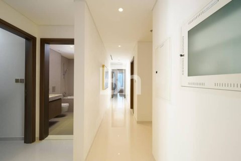 Apartment in Dubai Harbour, Dubai 3 bedrooms, 182 sq.m. № 56630 - photo 13