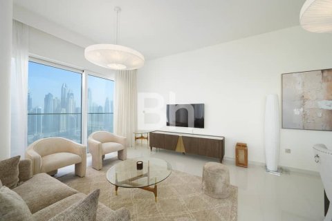 Apartment in Dubai Harbour, Dubai 3 bedrooms, 182 sq.m. № 56630 - photo 1