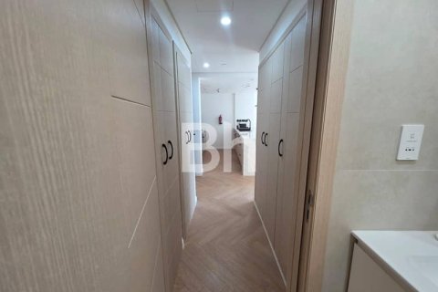 Apartment in Downtown Dubai (Downtown Burj Dubai), Dubai 55 sq.m. № 56626 - photo 12