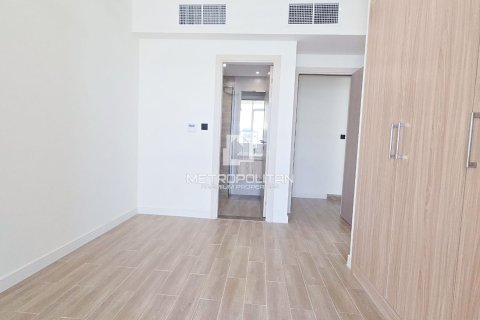 Townhouse in Rukan, Dubai 2 bedrooms, 107 sq.m. № 74293 - photo 18
