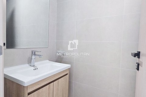 Townhouse in Rukan, Dubai 2 bedrooms, 107 sq.m. № 74293 - photo 8