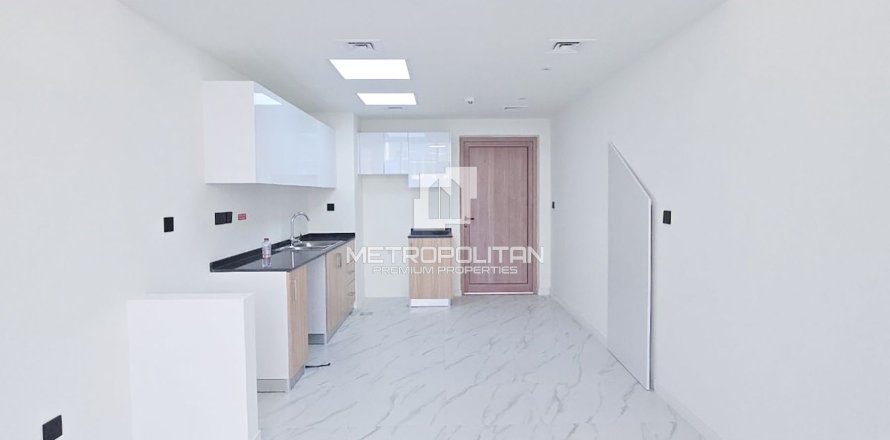 Townhouse in Rukan, Dubai 2 bedrooms, 107 sq.m. № 74293