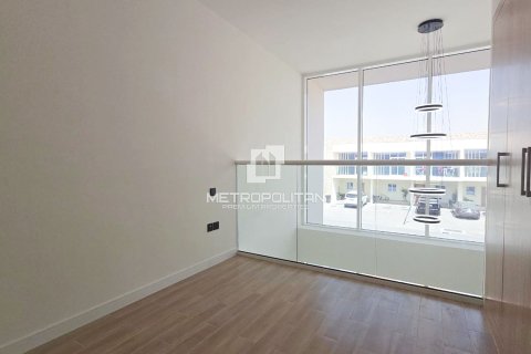 Townhouse in Rukan, Dubai 2 bedrooms, 107 sq.m. № 74293 - photo 10