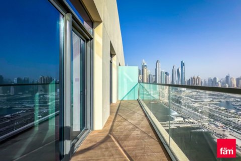 Apartment in Dubai Harbour, Dubai 1 bedroom, 76.9 sq.m. № 137590 - photo 5