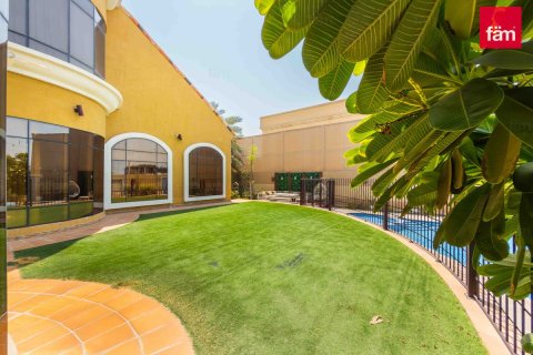 Villa à Dubai, 5 chambres, 1393.5 m², № 137571 - photo 25