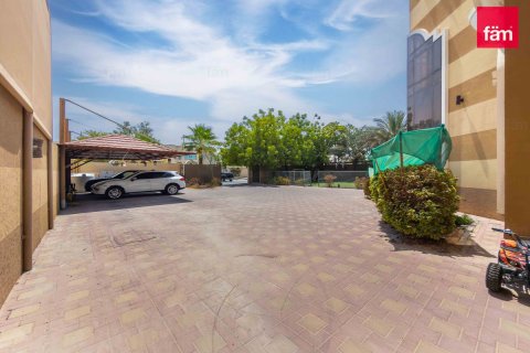 Villa à Dubai, 5 chambres, 1393.5 m², № 137571 - photo 15
