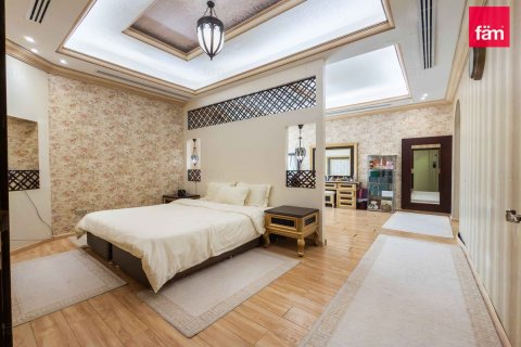 Villa à Dubai, 5 chambres, 1393.5 m², № 137571 - photo 19