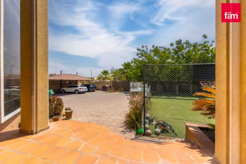 Villa à Dubai, 5 chambres, 1393.5 m², № 137571 - photo 10