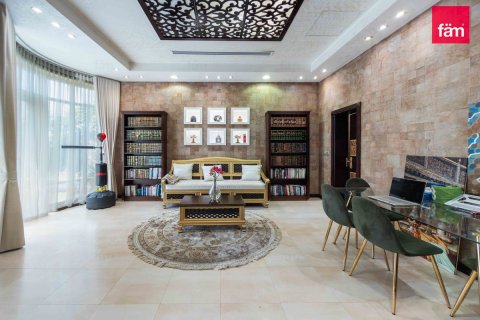 Villa à Dubai, 5 chambres, 1393.5 m², № 137571 - photo 5
