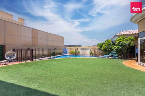 Villa à Dubai, 5 chambres, 1393.5 m², № 137571 - photo 16