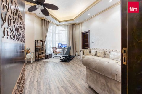 Villa à Dubai, 5 chambres, 1393.5 m², № 137571 - photo 11