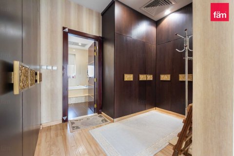 Villa à Dubai, 5 chambres, 1393.5 m², № 137571 - photo 18