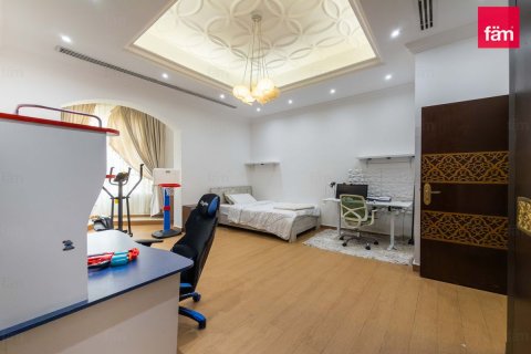Villa à Dubai, 5 chambres, 1393.5 m², № 137571 - photo 9