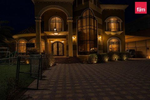 Villa à Dubai, 5 chambres, 1393.5 m², № 137571 - photo 26