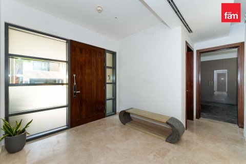 Villa en Dubai, 4 dormitorios, 559.1 m², № 84613 - foto 8