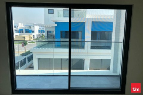 Townhouse in Dubai 5 bedrooms, 246.3 sq.m. № 84607 - photo 17