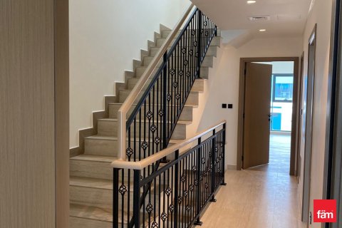 Townhouse in Dubai 5 bedrooms, 246.3 sq.m. № 84607 - photo 16