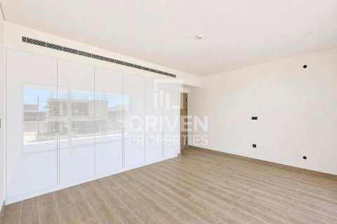 Villa en Dubai Land, Dubai, 5 dormitorios, 325.25 m², № 129719 - foto 12