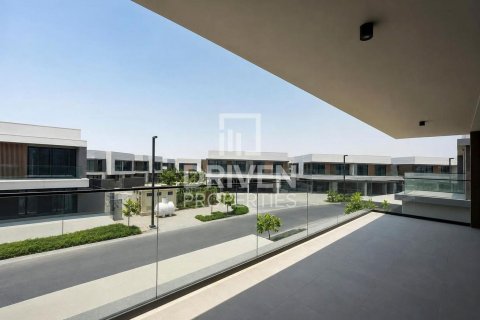 Villa en Dubai Land, Dubai, 5 dormitorios, 325.25 m², № 129719 - foto 27