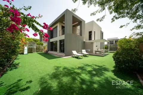 Villa in Dubai Hills Estate, Dubai 4 bedrooms, 327 sq.m. № 122764