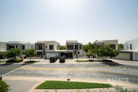 Villa in Dubai Hills Estate, Dubai 4 bedrooms, 327 sq.m. № 122764 - photo 17