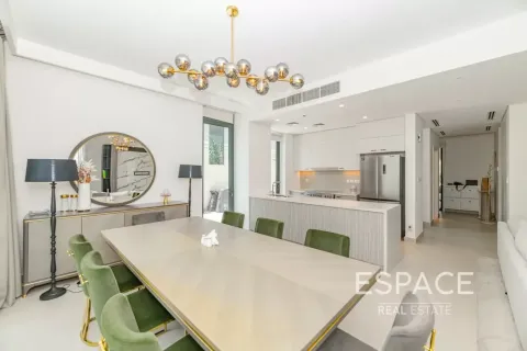Villa in Club Villas at Dubai Hills, Dubai Hills Estate, Dubai 3 bedrooms, 273 sq.m. № 122766 - photo 7
