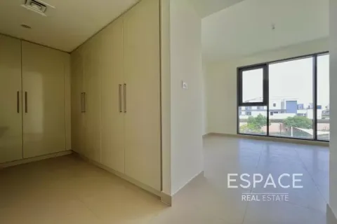 Villa en Dubai Hills Estate, Dubai, 4 dormitorios, 230 m², № 122763 - foto 9