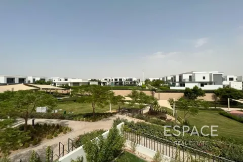 Villa en Dubai Hills Estate, Dubai, 4 dormitorios, 230 m², № 122763 - foto 12