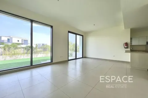Villa en Dubai Hills Estate, Dubai, 4 dormitorios, 230 m², № 122763 - foto 2