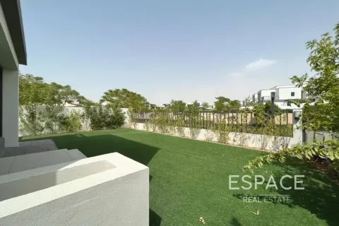 Villa en Dubai Hills Estate, Dubai, 4 dormitorios, 230 m², № 122763 - foto 3
