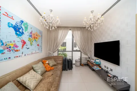 Villa in Dubai Hills Estate, Dubai 4 bedrooms, 358 sq.m. № 122767 - photo 11