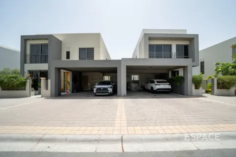 Villa in Dubai Hills Estate, Dubai 4 bedrooms, 358 sq.m. № 122767 - photo 20