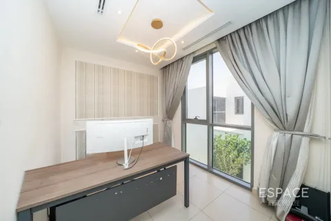 Villa in Dubai Hills Estate, Dubai 4 bedrooms, 358 sq.m. № 122767 - photo 15