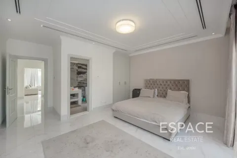 Villa in Meadows, Dubai 5 bedrooms, 489 sq.m. № 122765 - photo 8