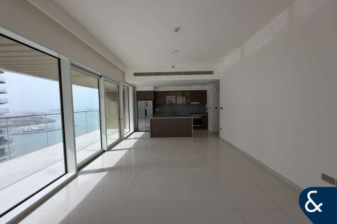 Apartment in EMAAR Beachfront, Dubai Harbour, Dubai 2 bedrooms, 142 sq.m. № 79022 - photo 4
