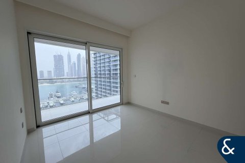 Apartment in EMAAR Beachfront, Dubai Harbour, Dubai 2 bedrooms, 142 sq.m. № 79022 - photo 12