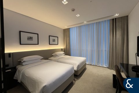 Apartment in Sheikh Zayed Road, Dubai 3 bedrooms, 169 sq.m. № 79026 - photo 12