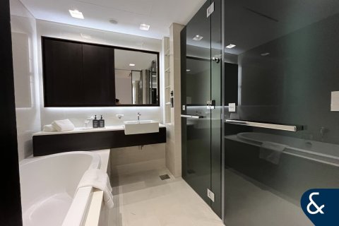 Apartment in Sheikh Zayed Road, Dubai 3 bedrooms, 169 sq.m. № 79026 - photo 5