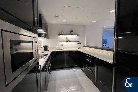 Apartment in Sheikh Zayed Road, Dubai 3 bedrooms, 169 sq.m. № 79026 - photo 9