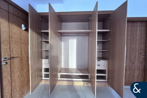 Apartment in Trident Grand Residence, Dubai Marina, Dubai 1 bedroom, 110 sq.m. № 79024 - photo 5