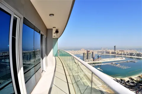 Apartment in DAMAC HEIGHTS in Dubai Marina, Dubai 2 bedrooms, 126 sq.m. № 71491 - photo 11
