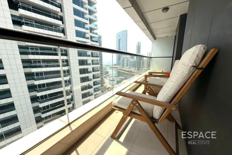 Apartment in Dubai Marina, Dubai 1 bedroom, 72 sq.m. № 71475 - photo 1