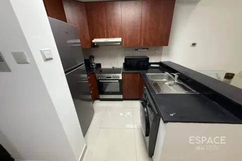 Apartment in Dubai Marina, Dubai 1 bedroom, 72 sq.m. № 71475 - photo 8