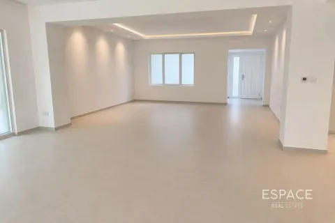 Villa in Meadows 1, Meadows, Dubai 5 bedrooms, 325 sq.m. № 122658 - photo 9
